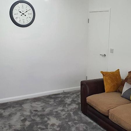Exquisite And Modern 2 Bed Maisonette Harmondsworth Zewnętrze zdjęcie