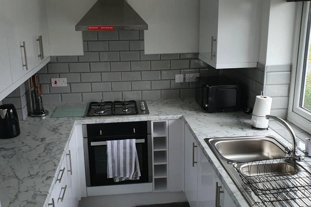 Exquisite And Modern 2 Bed Maisonette Harmondsworth Zewnętrze zdjęcie