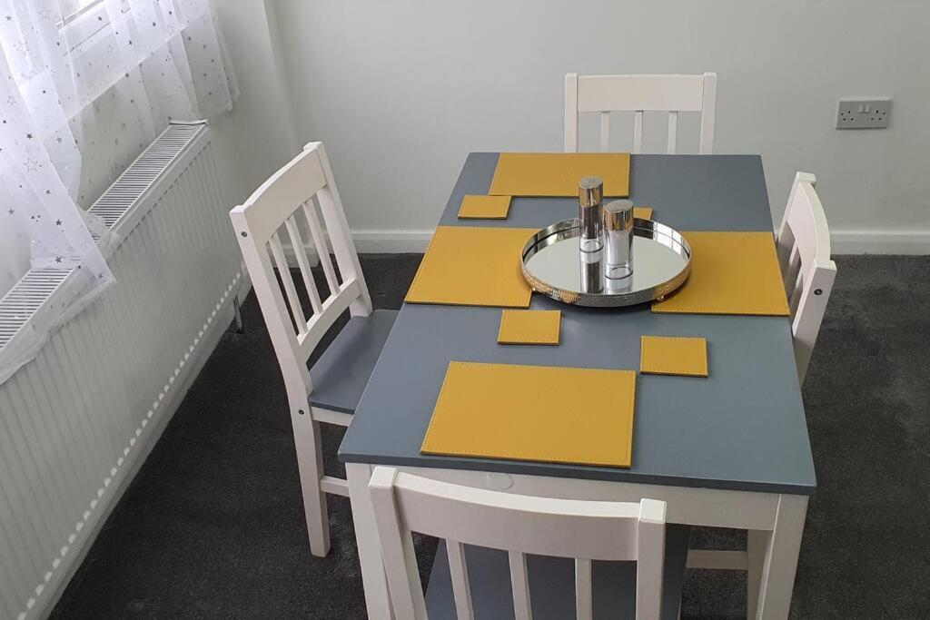 Exquisite And Modern 2 Bed Maisonette Harmondsworth Zewnętrze zdjęcie
